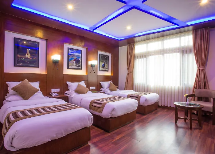 Aryatara Hotel