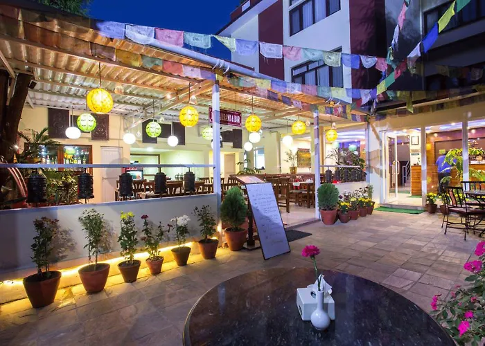 Hotel Aryatara