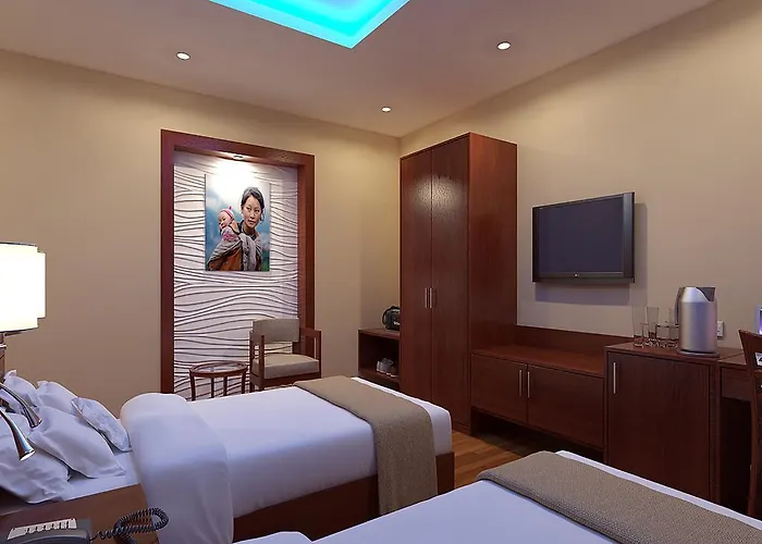 Aryatara Hotel